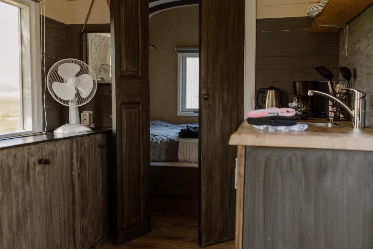 De La Rue Pipowagens Hotel Sleeuwijk Екстериор снимка