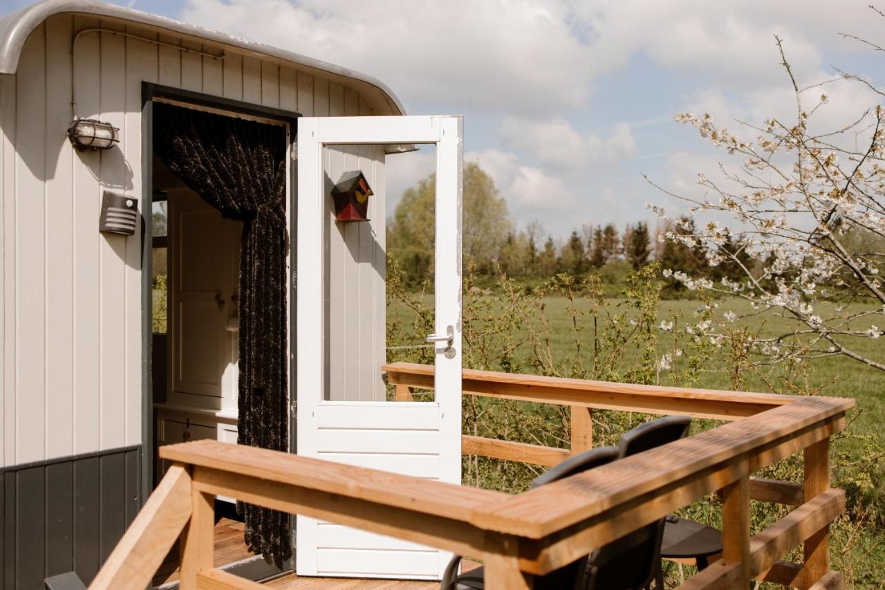 De La Rue Pipowagens Hotel Sleeuwijk Екстериор снимка